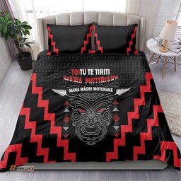 Toitu Te Tiriti Mana Maori Motuhake Bedding Set Aotearoa Haka Face Mix Poutama Art