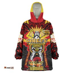 Waikato Chiefs Anzac Day Custom Snug Hoodie - Remembrance Waikato Chiefs With Maori Patterns And Poppy Flowers Oodie Blanket