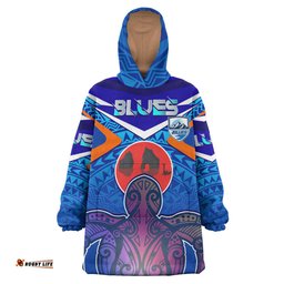 blues rugby custom polynesian snug hoodie auckland blues rugby with wharariki beach and maori sea turtle oodie blanket