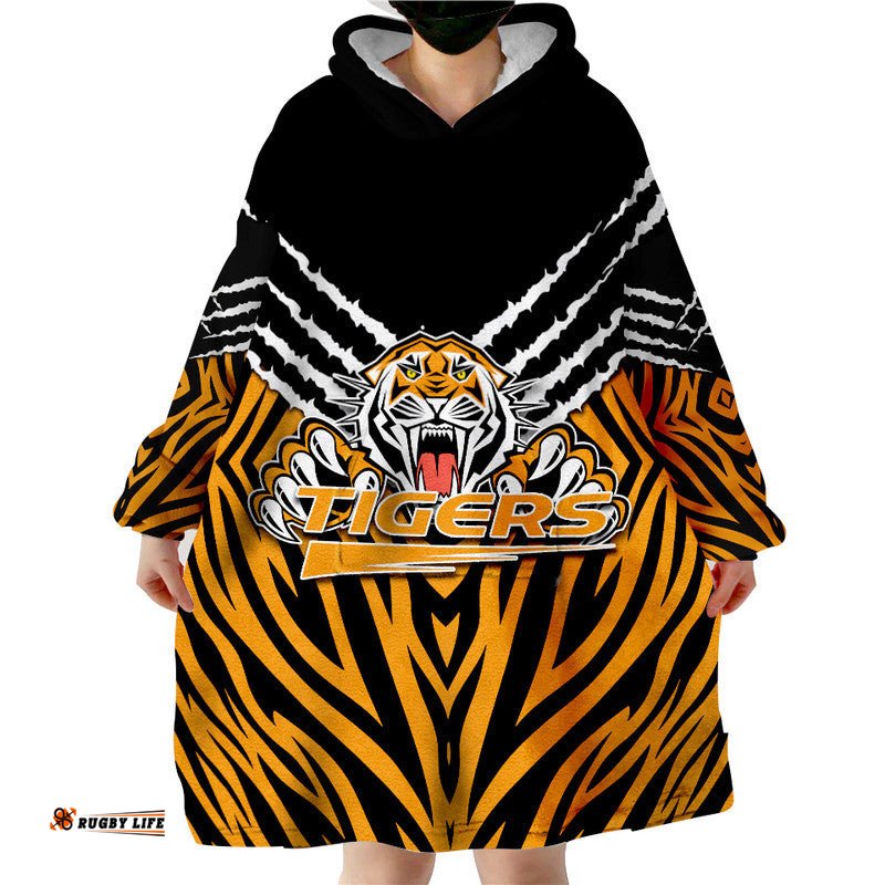 tigers rugby wearable blanket hoodie
