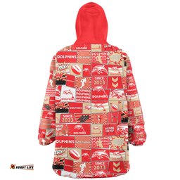 Redcliffe Dolphins Snug Hoodie - Team Of Us Die Hard Fan Supporters Comic Style