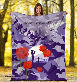 Love New Zealand Premium Blanket - Fern and Camouflage Anzac Lest We Forget Premium Blanket K13