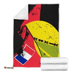 Sigave Special Grunge Flag Premium Blanket