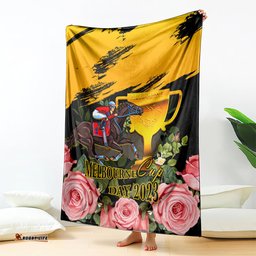 Personalised Australia Melbourne Cup Day Blanket Horse Racing Trophy With Roses 01