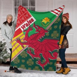Celtic Wales Premium Blanket Cymru Dragon and Daffodils
