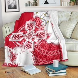 Isle of Man Premium Blanket Isle of Man Celtic Cross