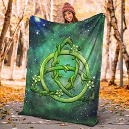 Celtic Premium Blanket Green Triquetra