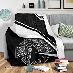Brittany Celtic Premium Blanket Celtic Cross and Brittany Stoat Ermine