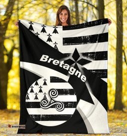 Brittany Celtic Premium Blanket Brittany Celtic Triskelion