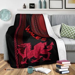 Wales Celtic Premium Blanket Cymru and Celtic Pattern