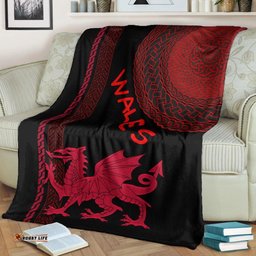 Wales Celtic Premium Blanket Cymru and Celtic Pattern