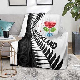 New Zealand Auckland Blanket Auckland's Emblem and Silver Ferns Maori Art Tattoo