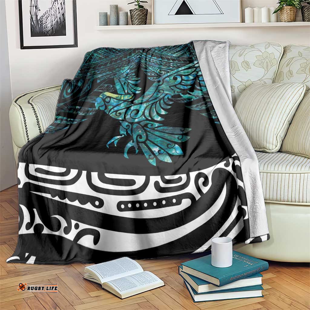 New Zealand Sulphurcrested Cockatoo Blanket Aotearoa Maori Mix Paua Shell
