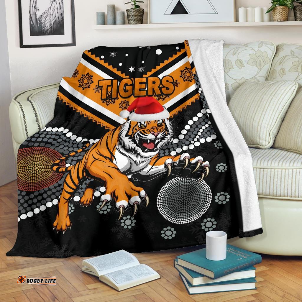 Wests Christmas Premium Blanket Tigers Indigenous