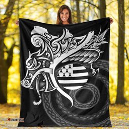 Brittany Celtic Premium Blanket Fury Dragon Celt