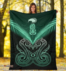 maori manaia new zealand premium blanket turquoise