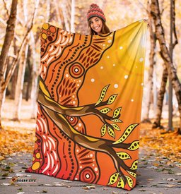 Aboriginal Premium Blanket Tree On The Hill