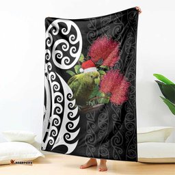 New Zealand Kakapo Christmas Blanket Meri Kirihimete Pohutukawa Flowers