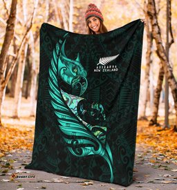 New Zealand Premium Blanket Manaia Paua Fern Wing Turquoise