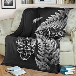 New Zealand Haka Rugby Maori Premium Blanket Silver Fern Vibes Black