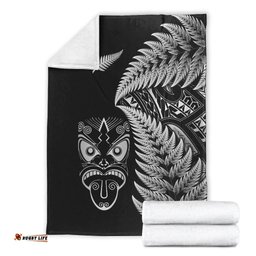 New Zealand Haka Rugby Maori Premium Blanket Silver Fern Vibes Black