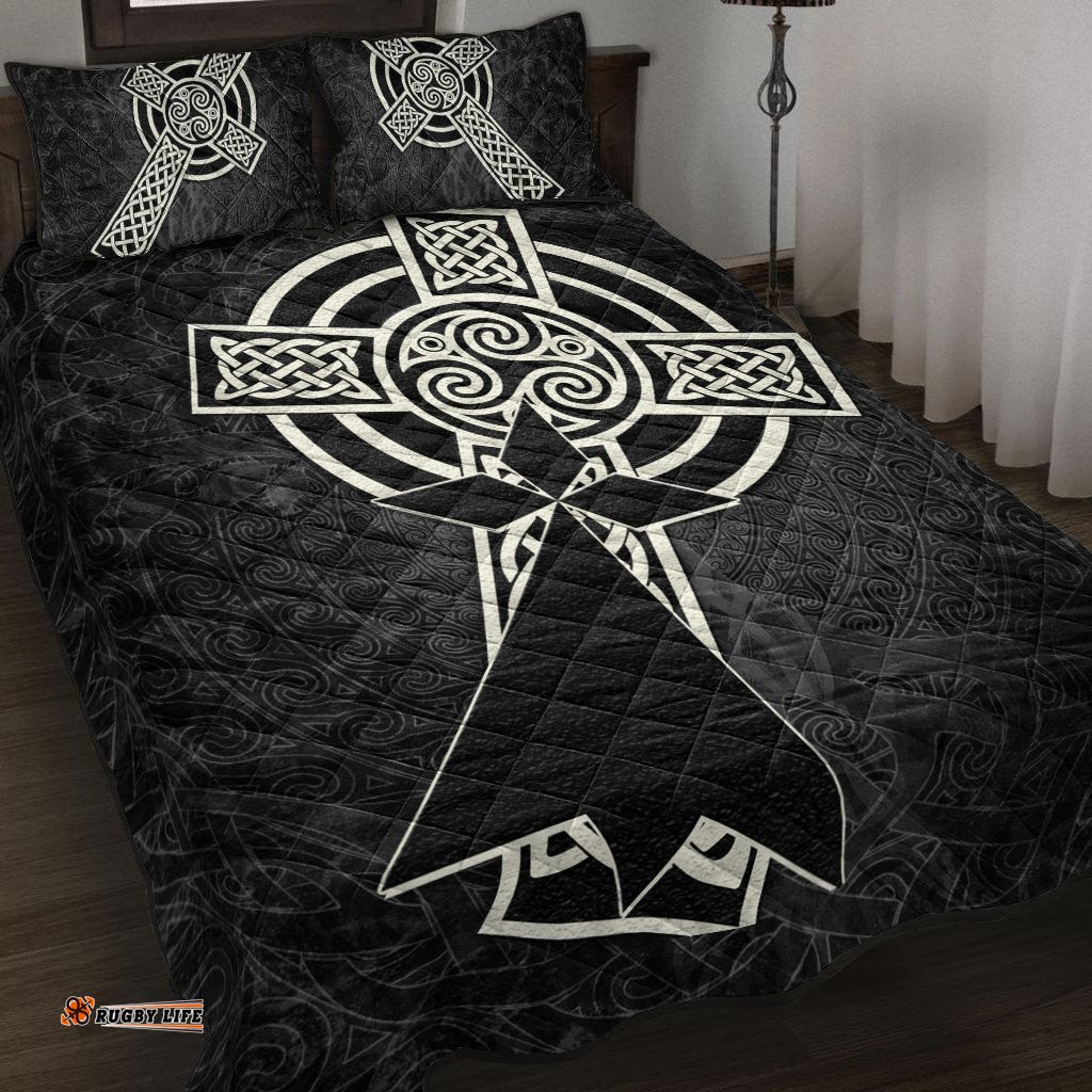 Brittany Celtic Quilt Bed Set Celtic Cross and Stoat Ermine Skew Style