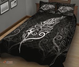 Light Silver Fern New Zealand Quilt Bed Set White