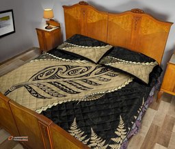 Paua Shell Maori Silver Fern Quilt Bed Set, Tan