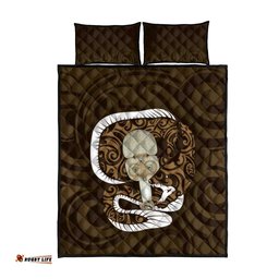 Gold New Zealand Eel Quilt Bed Set Aotearoa Maori Tuna With Kotiate Weapon