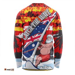 Amazing Aussie Australia Surfing Christmas Tropical Santa Catch The Wave Long Sleeve T-shirt
