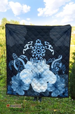 turtle and hibiscus premium quilt