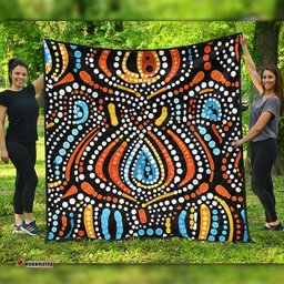 Australia Aboriginal Quilt - Traditional Australian Aboriginal Native Design (Black) Ver 2 Quilt
