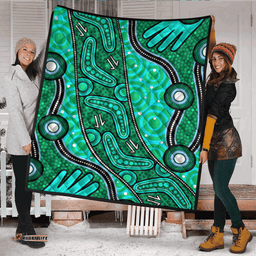 Australia Aboriginal Inspired Quilt - Aboriginal Dot Art Painting With Handprints