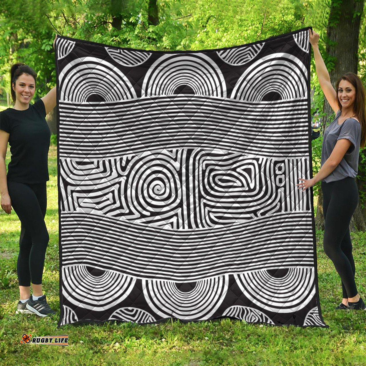 Australia Aboriginal Inspired Quilt - Black And White Vector Aboriginal Art Quilt