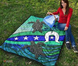 personalised premium quilt torres strait flag and turtle