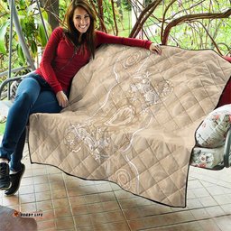 beige australia lizard with aboriginal art quilt