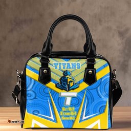 Vibe Hoodie Shoulder Handbag - Gold Coast Titans Naidoc 2022 Sporty Style Shoulder Handbag