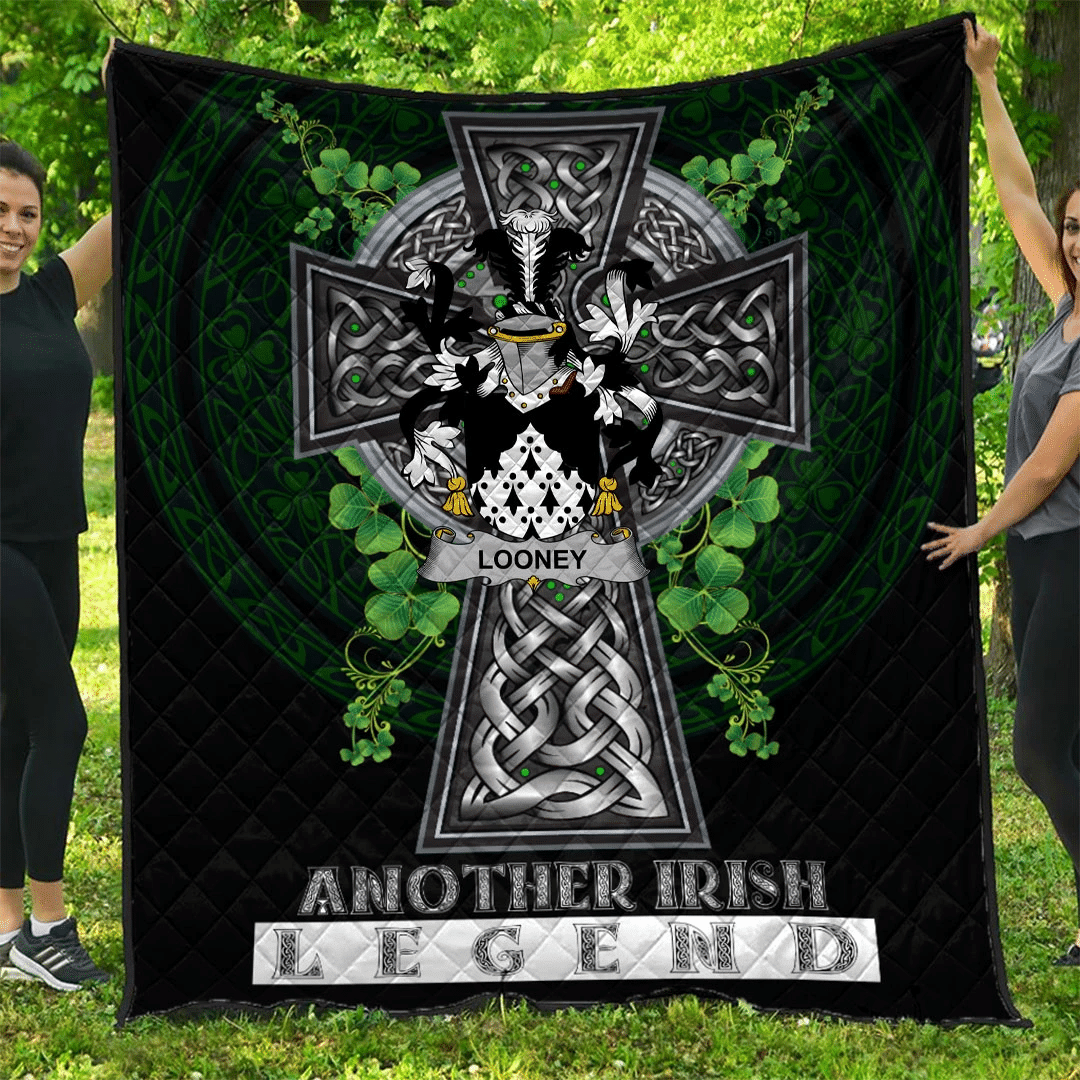 1sttheworld Premium Quilt - Looney or O'Lunney Irish Family Crest Quilt - Irish Legend A7 | 1sttheworld.com