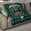 1sttheworld Premium Quilt - Abercrombie Clan Tartan Crest Quilt A7 | 1sttheworld.com