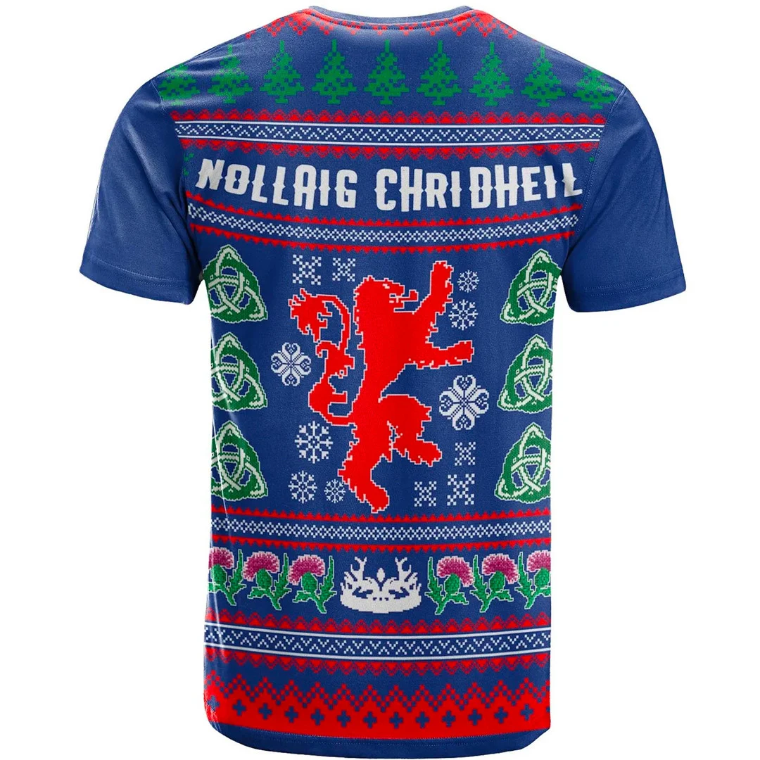 1sttheworld Tee - Radcliffe Family Crest Scotland Lion Christmas T-Shirt A7
