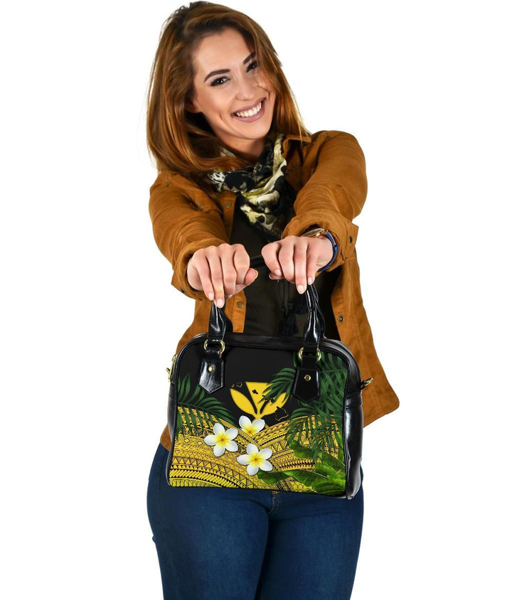 Kanaka Maoli (Hawaiian) Shoulder Handbag, Polynesian Plumeria Banana Leaves Yellow | Love The World