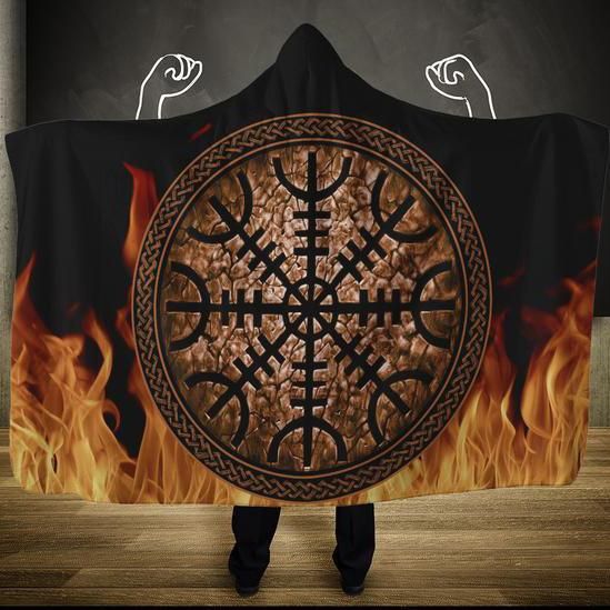 Viking Hooded Blanket - The Helm Of Awe A7