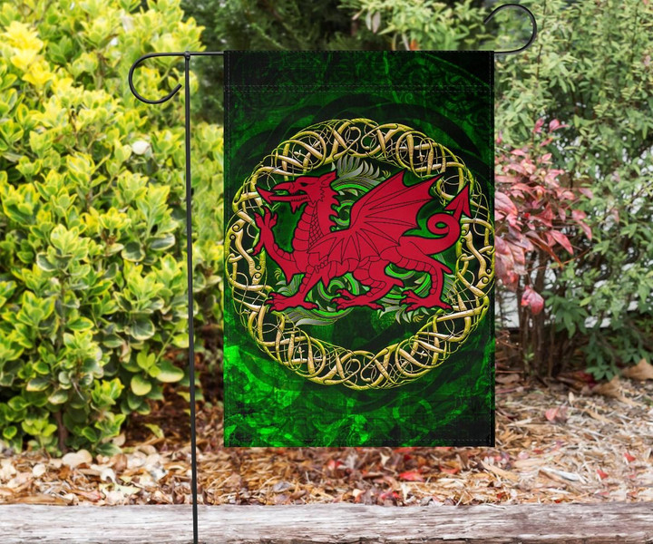 Wales Celtic Flag- Cymru Celtic Tree - BN18