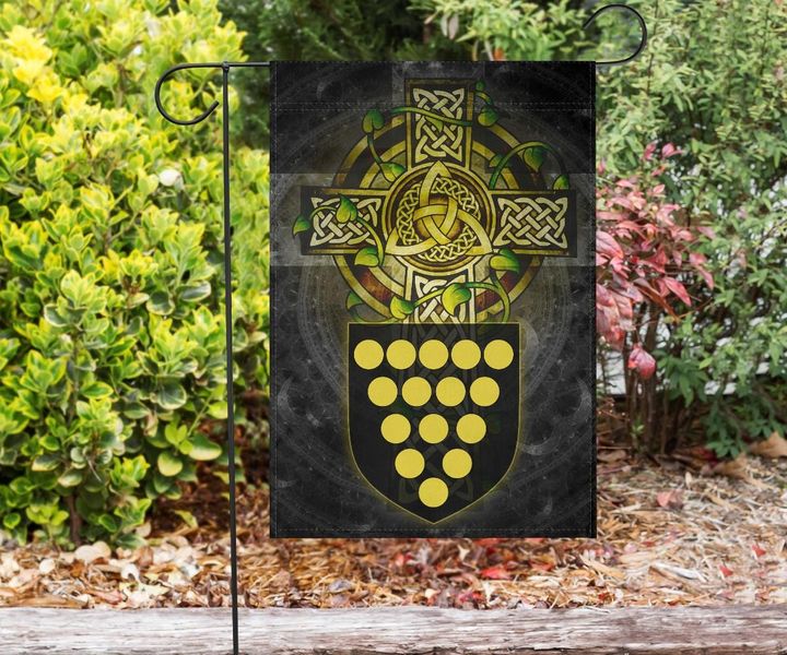 Cornwall Celtic Flag - Cornwall Coat Of Arms With Celtic Cross - BN18