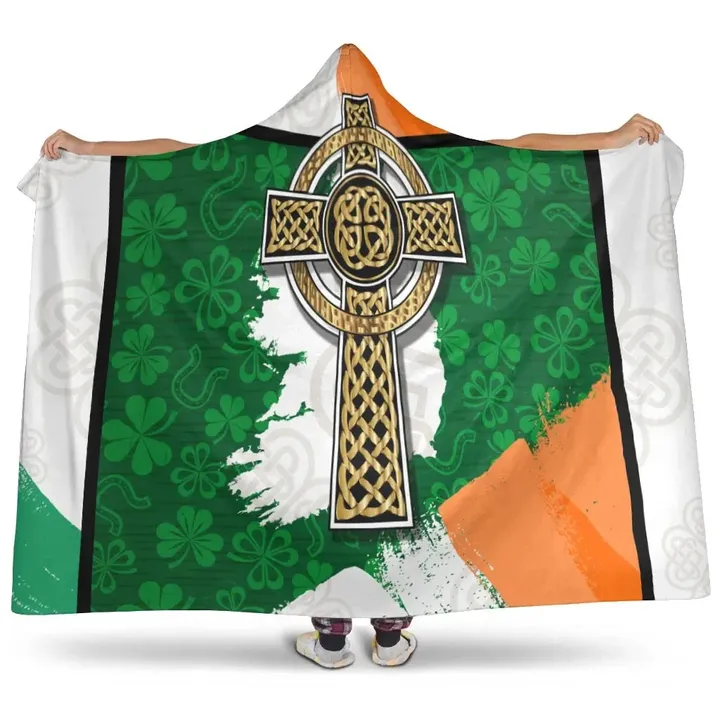Celtic All Over Print Hooded Blankets - Irish Shamrock With Celtic Cross - BN30