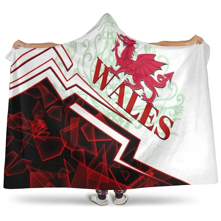 Wales Hooded Blanket - Welsh Spirit - BN25