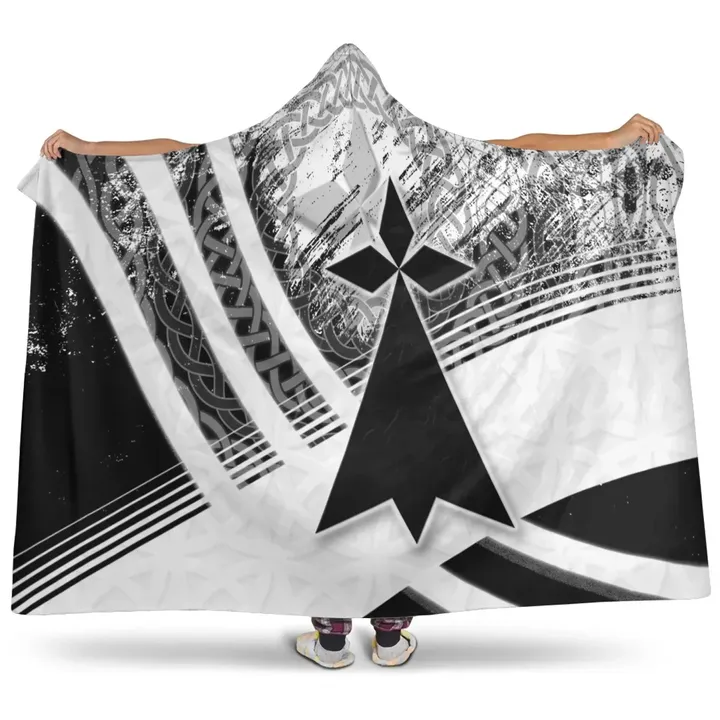 Brittany Celtic Hooded Blankets - Bretagne Stoat Ermine Grunge Style - BN23