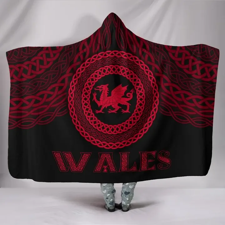 Wales Celtic Hooded Blanket - Celtic Pride - BN15
