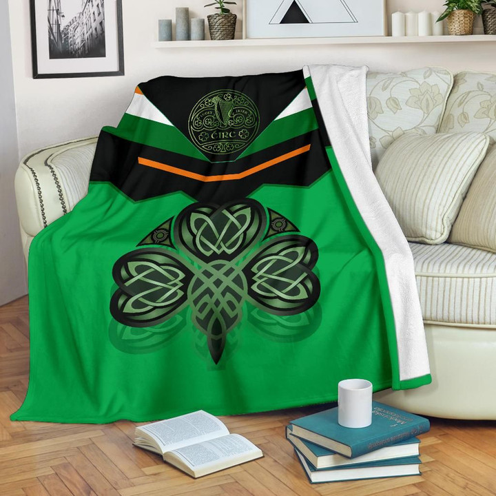 Celtic All Over Print Premium Blanket - Irish Shamrock With Celtic Patterns