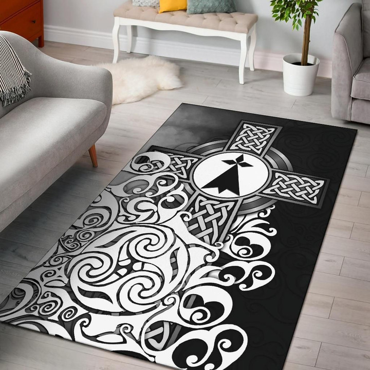 Brittany Celtic Area Rug - Bretagne Stoat Ermine With Celtic Cross